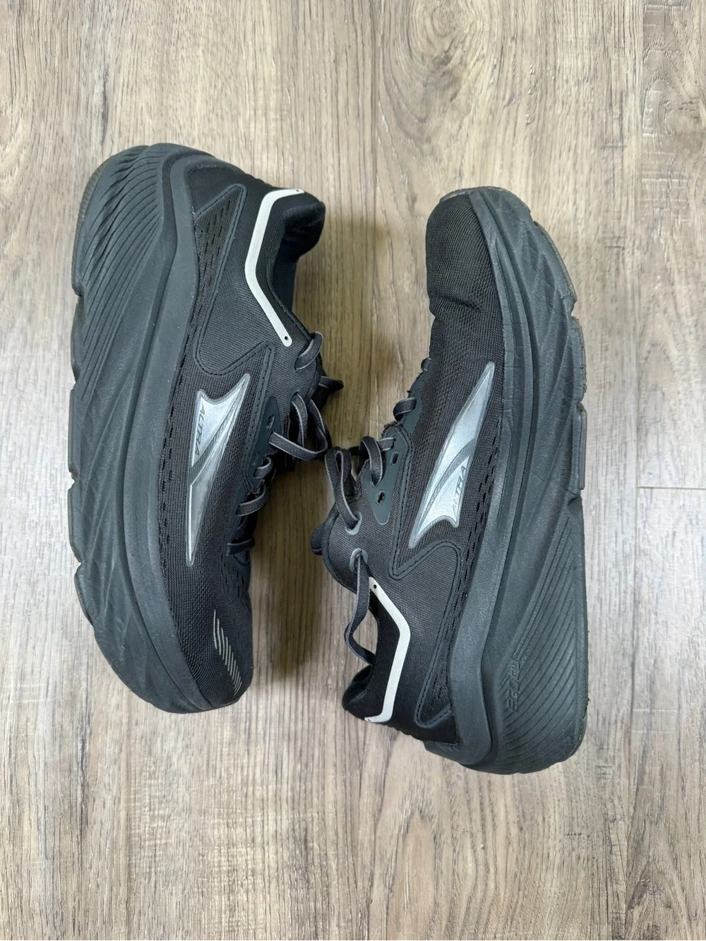Altra Women's Black Olympus Road Running Shoes - Size 8.5